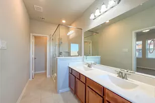 1707 Prairie Ridge Ct, Angleton, TX 77515 - Photo 23