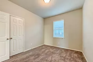 1707 Prairie Ridge Ct, Angleton, TX 77515 - Photo 33