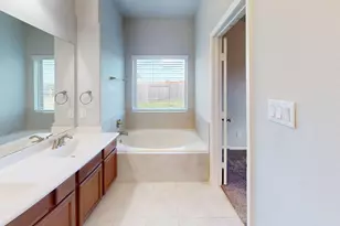 1707 Prairie Ridge Ct, Angleton, TX 77515 - Photo 23