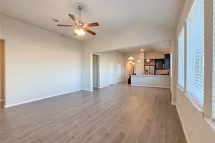 1707 Prairie Ridge Ct, Angleton, TX 77515 - Photo 3