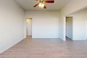 1707 Prairie Ridge Ct, Angleton, TX 77515 - Photo 15