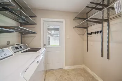 5211 W Bellfort Avenue, Houston, TX 77035 - Photo 15