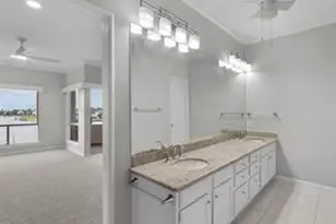 1302 Marina Bay Dr, Kemah, TX 77565 - Photo 37