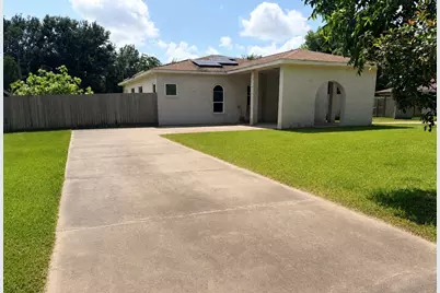 3230 W Meadow Lane, Dickinson, TX 77539 - Photo 1