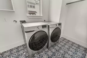 1745 Ojeman Point Ln, Houston, TX 77055 - Photo 23