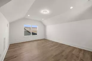 1745 Ojeman Point Ln, Houston, TX 77055 - Photo 41