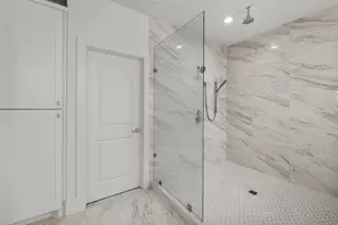 1745 Ojeman Point Ln, Houston, TX 77055 - Photo 29