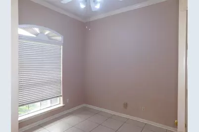 2710 Grants Lake Boulevard #J2, Sugar Land, TX 77479 - Photo 9
