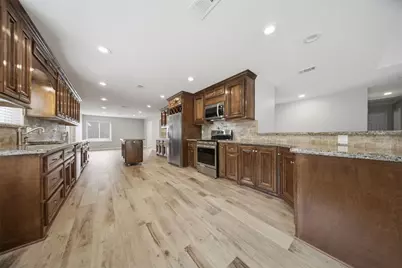 18003 Country Place Drive, Conroe, TX 77302 - Photo 5