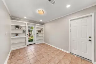 5802 Jason St, Houston, TX 77074 - Photo 5
