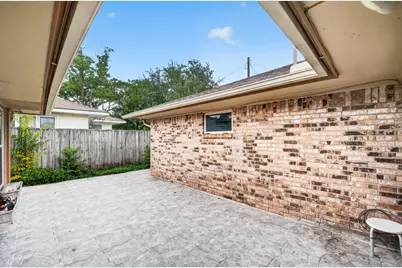 8522 Westview Drive, Houston, TX 77055 - Photo 21
