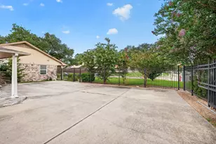 8522 Westview Dr, Houston, TX 77055 - Photo 25