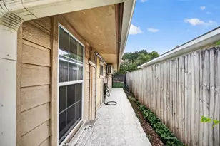 8522 Westview Dr, Houston, TX 77055 - Photo 33