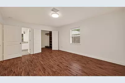 8522 Westview Drive, Houston, TX 77055 - Photo 21