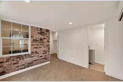 8522 Westview Drive, Houston, TX 77055 - Photo 17