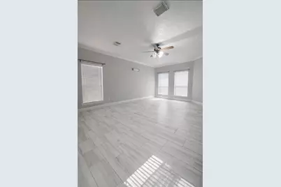 9718 Crystal Boulevard, Baytown, TX 77521 - Photo 13