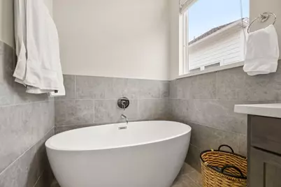 726 Carriage Knolls Drive, Houston, TX 77008 - Photo 23