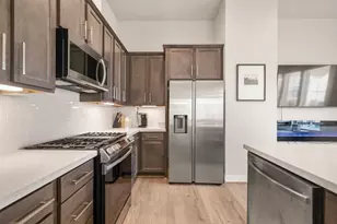 726 Carriage Knls Dr, Houston, TX 77008 - Photo 15