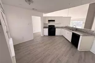 8203 Lone Quail Dr, Houston, TX 77489 - Photo 5