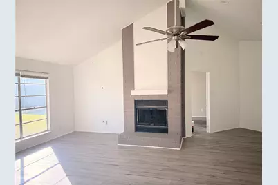 8203 Lone Quail Drive, Houston, TX 77489 - Photo 3