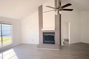 8203 Lone Quail Dr, Houston, TX 77489 - Photo 3