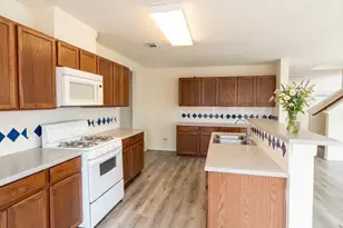 16114 Crooked Arrow Dr, Sugar Land, TX 77498 - Photo 3