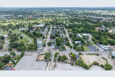 3112 Hyacinth Street, Houston, TX 77009 - Photo 9