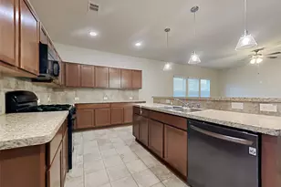 31218 Roos River Rd, Hockley, TX 77447 - Photo 17