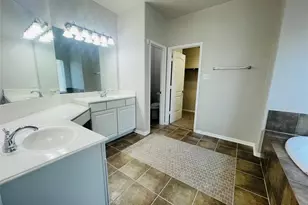 4702 Sedgewood Dr, Rosenberg, TX 77471 - Photo 5