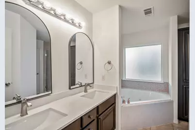 12944 Point Aquarius Boulevard, Willis, TX 77318 - Photo 13