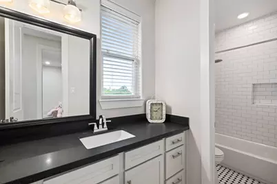 916 Yale Street #D, Houston, TX 77008 - Photo 27