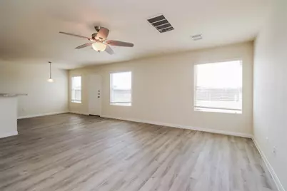 5815 Northern Oak Street, Houston, TX 77016 - Photo 5