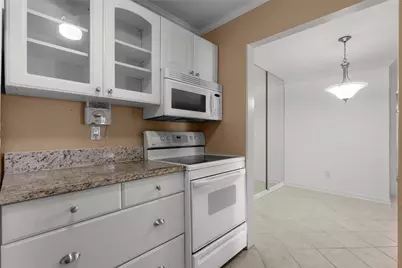 18515 Egret Bay Boulevard #1103, Webster, TX 77058 - Photo 13