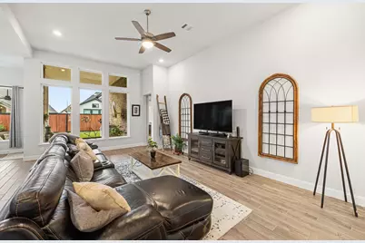 19330 Belmont Stakes Way, Tomball, TX 77377 - Photo 11