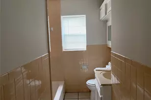 2340 Cumberland St, Houston, TX 77023 - Photo 11
