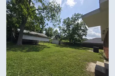 1824 Magnolia Street, Liberty, TX 77575 - Photo 5