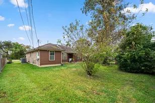7010 Woodrow St, Texas City, TX 77591 - Photo 19