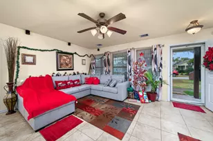 7010 Woodrow St, Texas City, TX 77591 - Photo 5