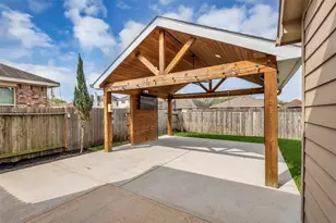 2326 Sandlewood Trail Ln, Houston, TX 77014 - Photo 39