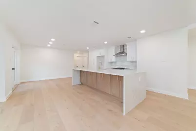 15651 Whitewater Lane, Houston, TX 77079 - Photo 11