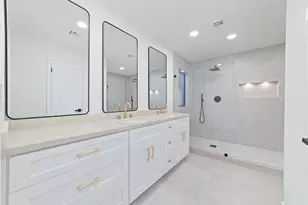 15651 Whitewater Ln, Houston, TX 77079 - Photo 15