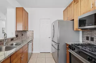 6011 Shadow Isle Ln, Houston, TX 77084 - Photo 9