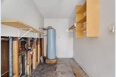 8438 Gallahad Street, Houston, TX 77078 - Photo 33