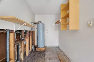 8438 Gallahad St, Houston, TX 77078 - Photo 33