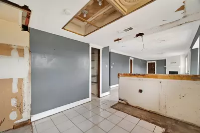 8438 Gallahad Street, Houston, TX 77078 - Photo 11