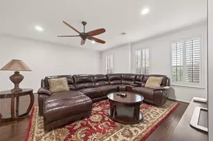 8102 Stoneyway Dr, Houston, TX 77040 - Photo 11
