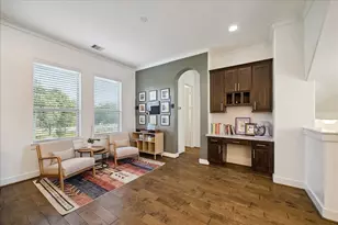 1165 Beasley Hills Ln, Houston, TX 77008 - Photo 17