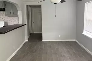 301 N Avenue C, Freeport, TX 77541 - Photo 7