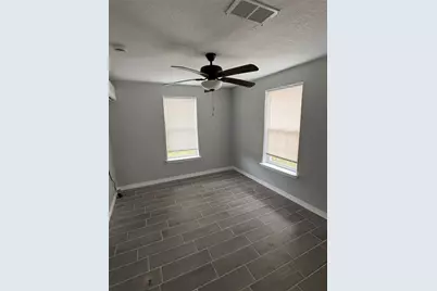 301 N Avenue C, Freeport, TX 77541 - Photo 11