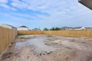 327 Rd 5840, Cleveland, TX 77327 - Photo 7